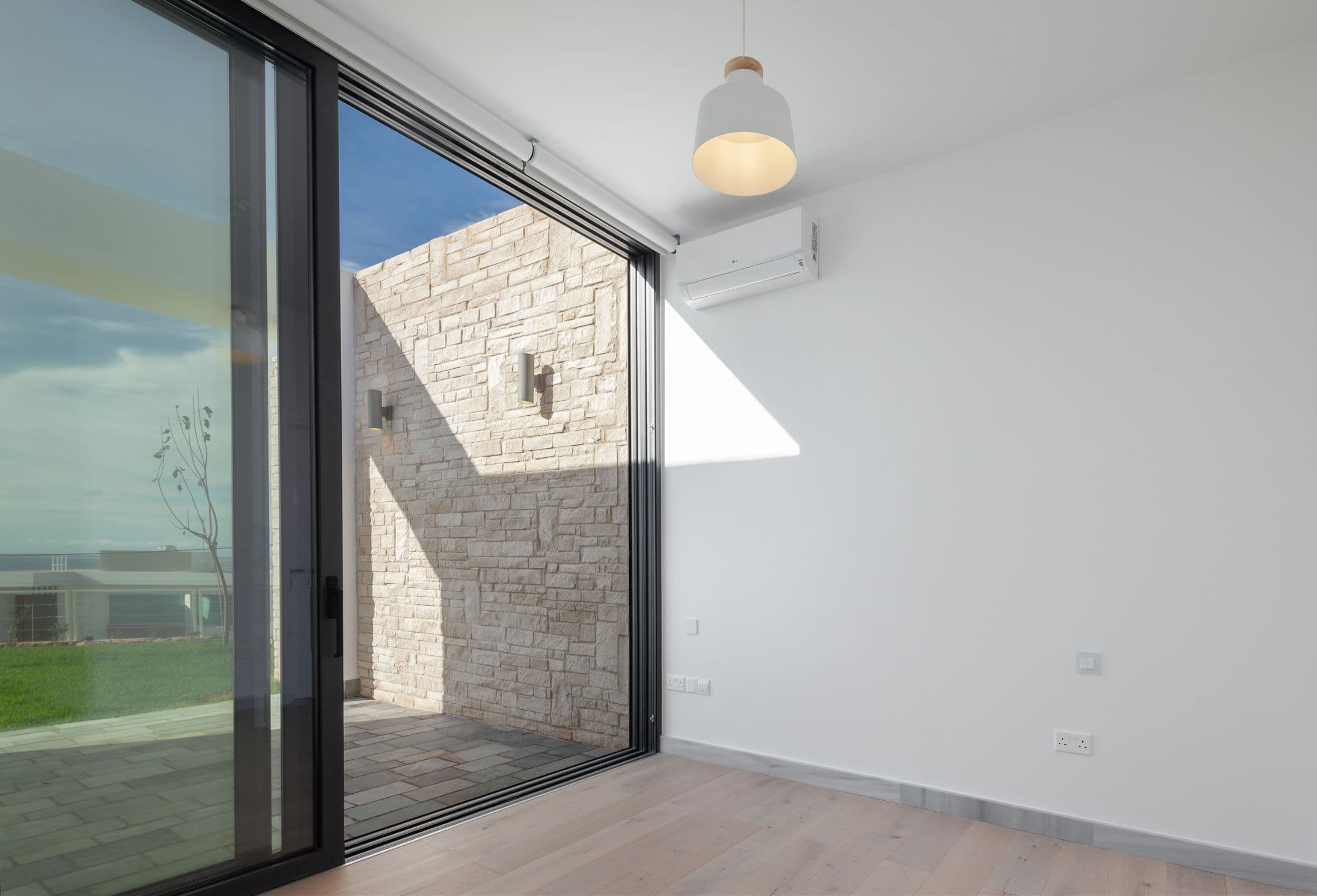 Pearl Sea Caves — Villa 10, Sea Caves, Paphos 56